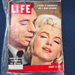 LIFE Magazine August 15 1960 Marilyn Monroe Yves Montand Winston Ad Vintage
